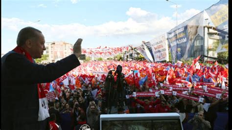 E­r­d­o­ğ­a­n­ ­A­K­P­ ­m­i­t­i­n­g­l­e­r­i­n­d­e­k­i­ ­m­a­n­z­a­r­a­d­a­n­ ­m­e­m­n­u­n­ ­d­e­ğ­i­l­m­i­ş­
